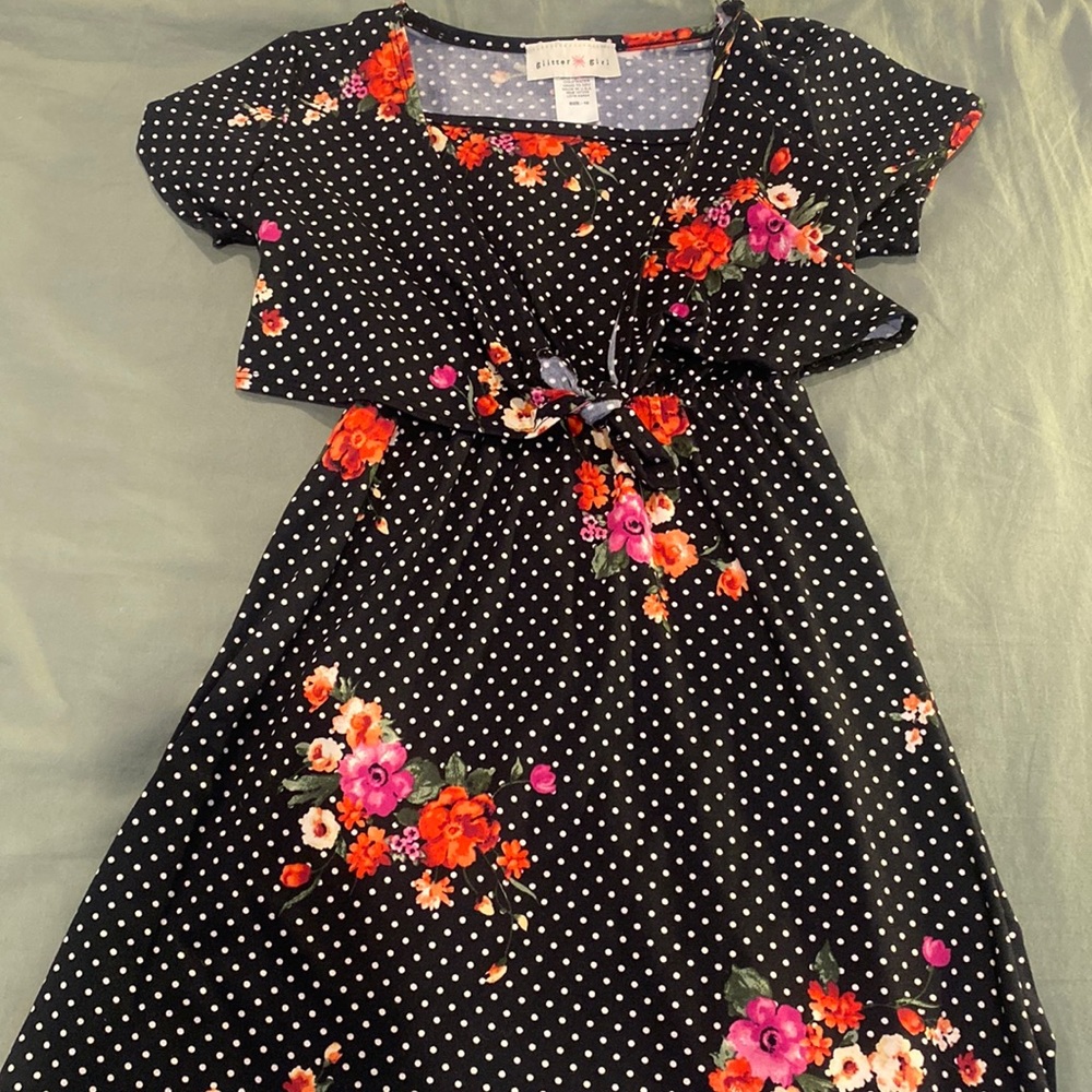 Cute floral spotted dress!